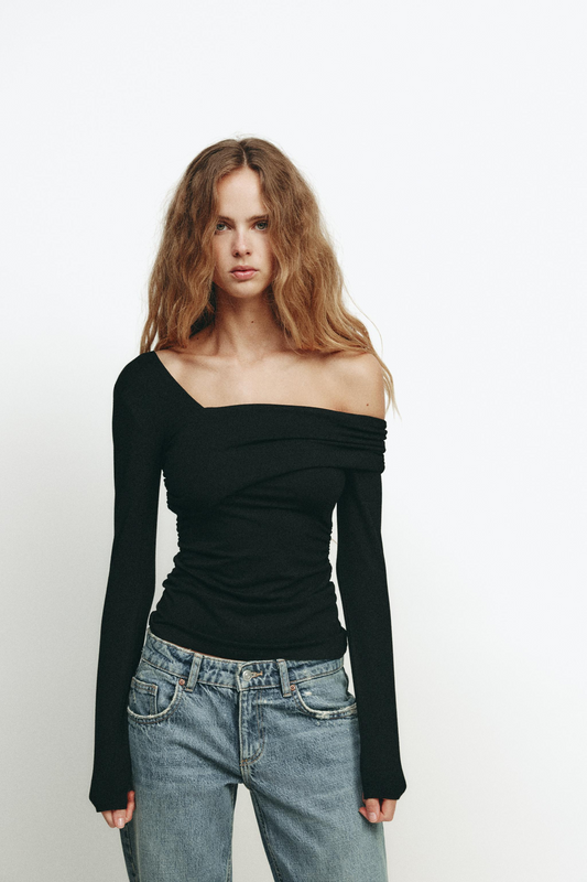 Quinlan Asymmetric Neckline Top In Black